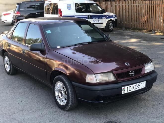 Opel Vectra 1990, 321,000 km - 1.6 l - Bakı