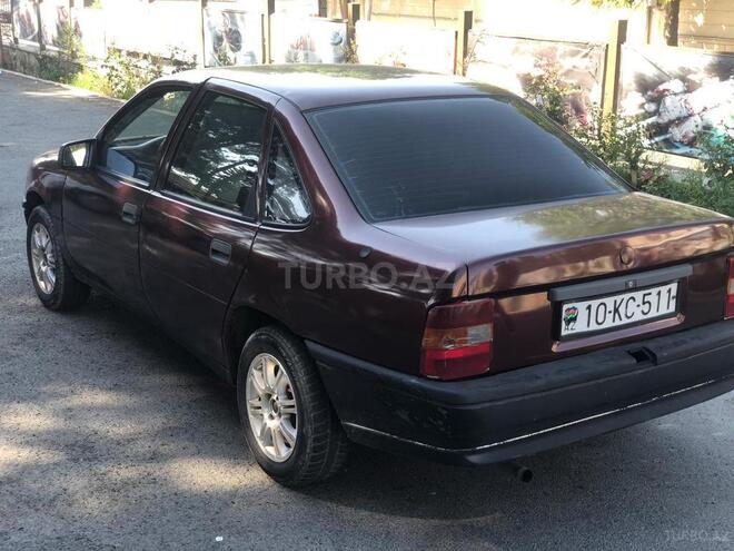 Opel Vectra 1990, 321,000 km - 1.6 l - Bakı