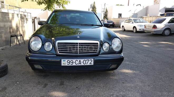 Mercedes E 240 1998, 355,000 km - 2.4 l - Bakı