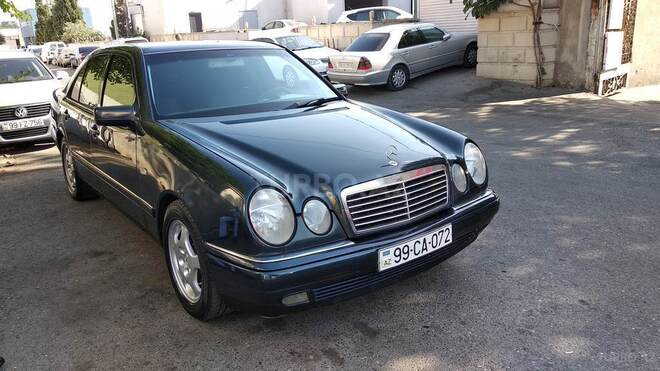 Mercedes E 240 1998, 355,000 km - 2.4 l - Bakı