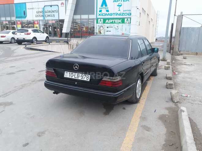 Mercedes E 260 1985, 276,500 km - 2.6 л - Bakı