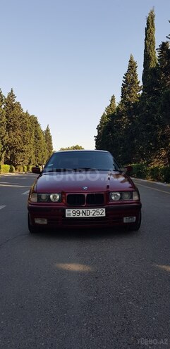 BMW 318 1992, 360,286 km - 1.8 л - Sumqayıt