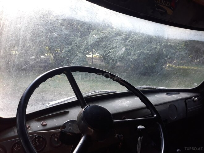 UAZ 3303 1989, 178,000 km - 2.4 l - Qax