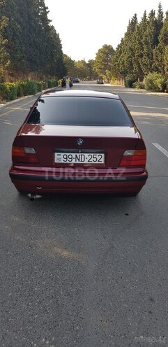 BMW 318 1992, 360,286 km - 1.8 л - Sumqayıt