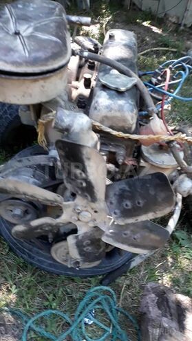 UAZ 3303 1989, 178,000 km - 2.4 l - Qax