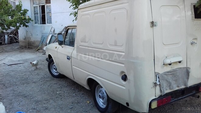 Moskvich  1990, 250,000 km - 1.5 л - Bərdə