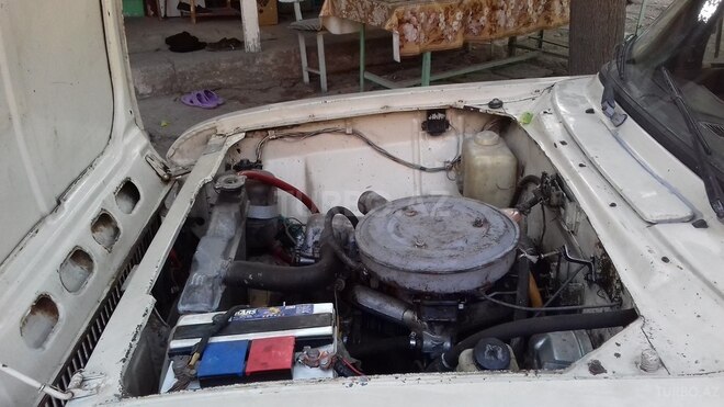 Moskvich  1990, 250,000 km - 1.5 л - Bərdə
