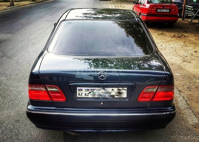 Mercedes E 200 1999, 361,000 km - 2.0 l - Bakı
