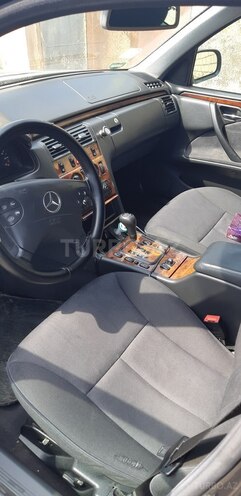 Mercedes E 200 1999, 361,000 km - 2.0 l - Bakı