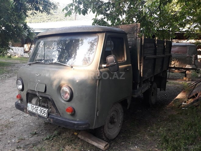 UAZ 3303 1989, 178,000 km - 2.4 l - Qax