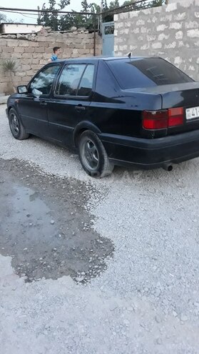 Volkswagen Vento 1994, 264,589 km - 1.9 л - Bakı