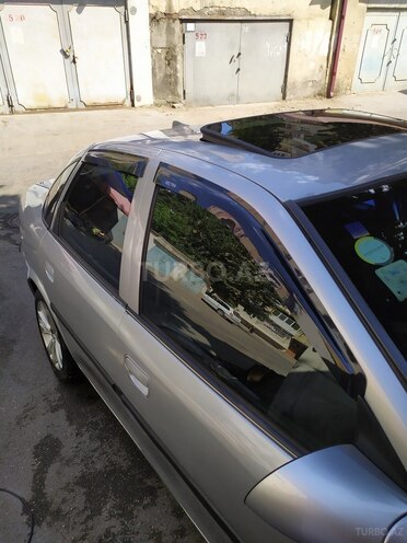 Opel Vectra 1996, 370,000 km - 1.8 л - Bakı