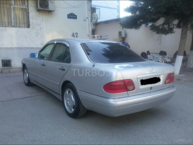 Mercedes E 230 1995, 218,011 km - 2.3 l - Xırdalan