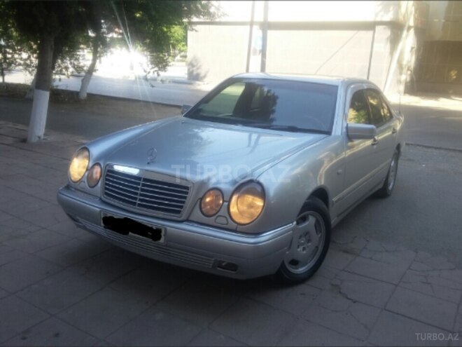 Mercedes E 230 1995, 218,011 km - 2.3 l - Xırdalan