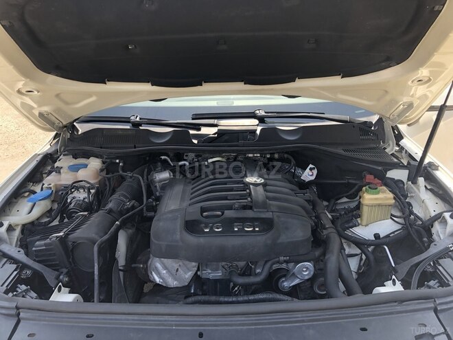 Volkswagen Touareg 2011, 93,000 km - 3.6 l - Bakı