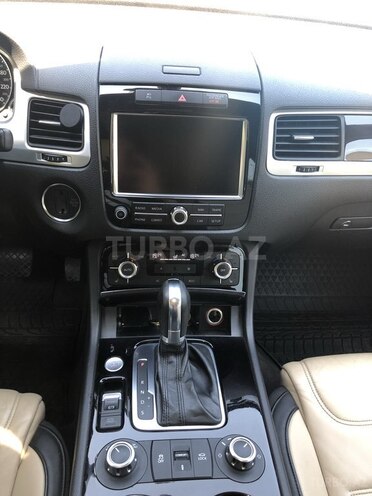Volkswagen Touareg 2011, 93,000 km - 3.6 l - Bakı