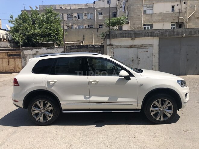 Volkswagen Touareg 2011, 93,000 km - 3.6 l - Bakı