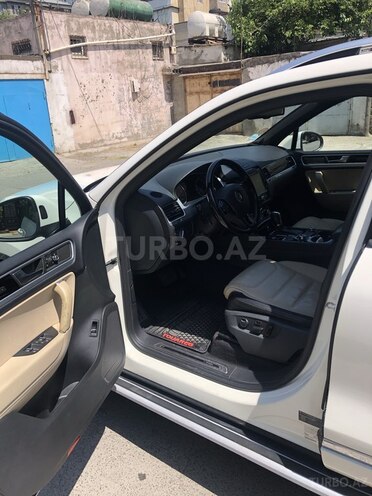 Volkswagen Touareg 2011, 93,000 km - 3.6 l - Bakı