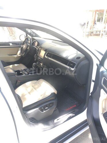 Volkswagen Touareg 2011, 93,000 km - 3.6 l - Bakı