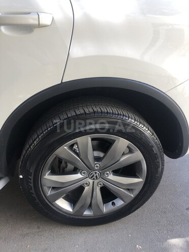 Volkswagen Touareg 2011, 93,000 km - 3.6 l - Bakı