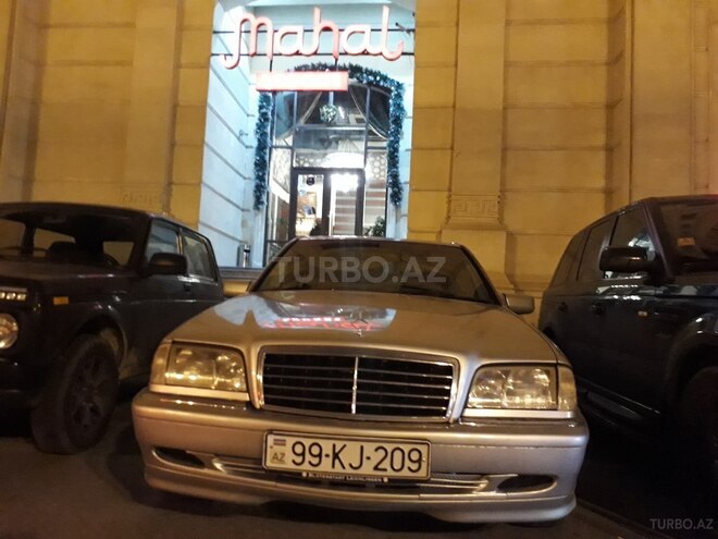 Mercedes C 180 1998, 203,000 km - 1.8 l - Bakı