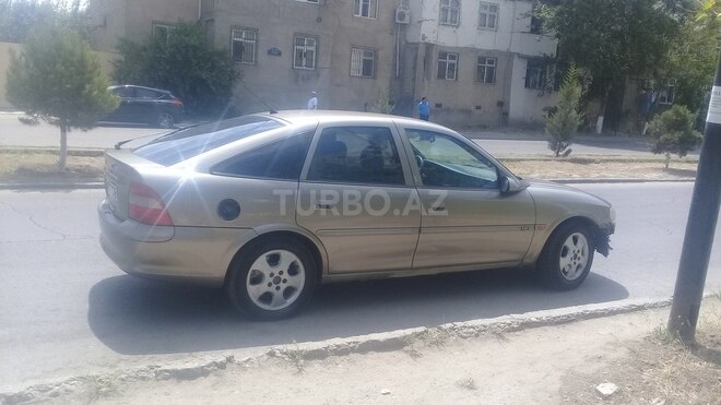 Opel Vectra 1996, 356,000 km - 2.0 l - Sumqayıt