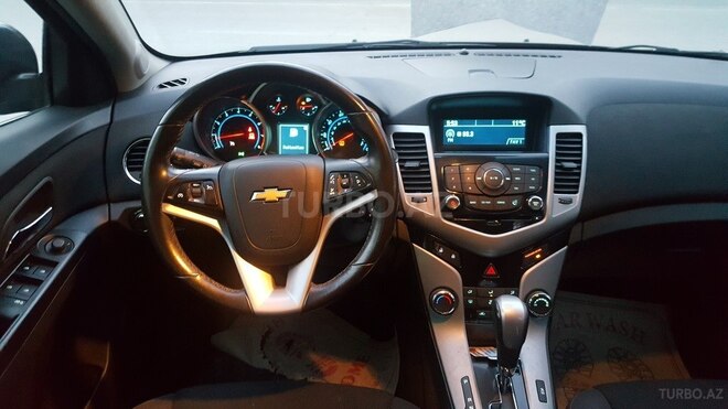 Chevrolet Cruze 2012, 137,000 km - 1.4 l - Yevlax