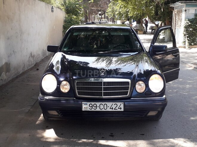Mercedes E 240 1999, 180,000 km - 2.4 l - Sumqayıt