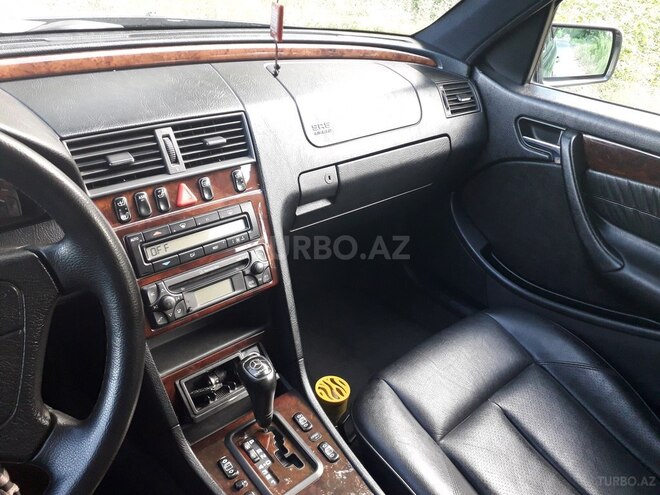 Mercedes C 240 1999, 188,030 km - 2.4 l - Xaçmaz