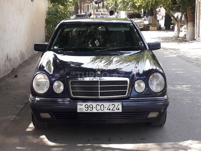 Mercedes E 240 1999, 180,000 km - 2.4 l - Sumqayıt