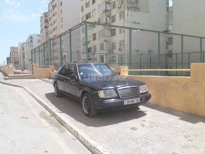 Mercedes E 200 1993, 490,000 km - 2.0 l - Bakı