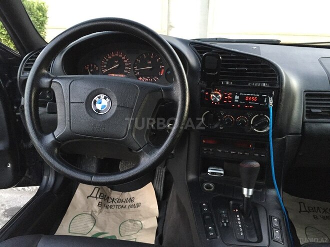 BMW 320 1995, 128,000 km - 2.0 l - Bakı