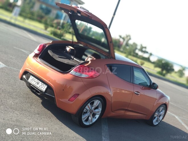 Hyundai Veloster 2011, 180,000 km - 1.6 л - Bakı