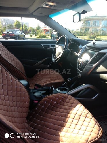 Hyundai Veloster 2011, 180,000 km - 1.6 л - Bakı