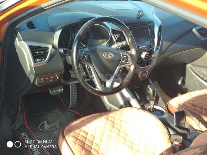 Hyundai Veloster 2011, 180,000 km - 1.6 л - Bakı