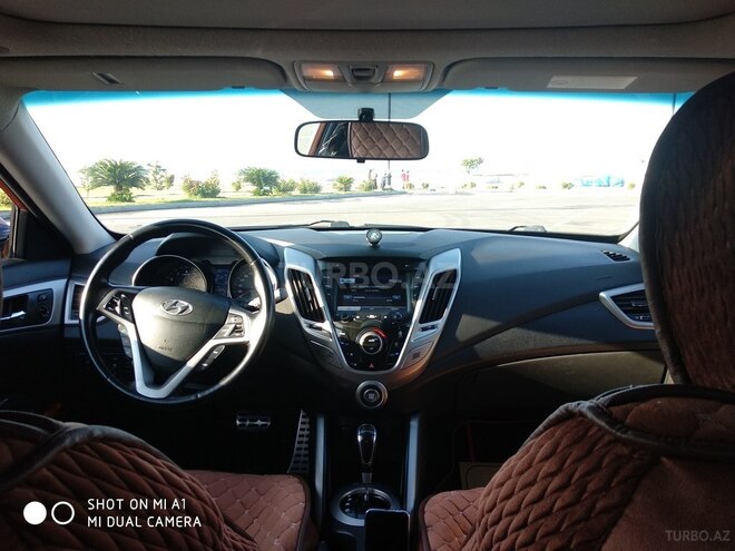 Hyundai Veloster 2011, 180,000 km - 1.6 л - Bakı