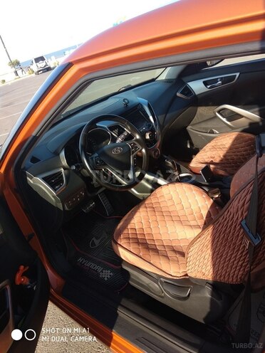 Hyundai Veloster 2011, 180,000 km - 1.6 л - Bakı