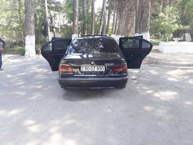 BMW 528 2000, 310,000 km - 2.8 l - Sumqayıt