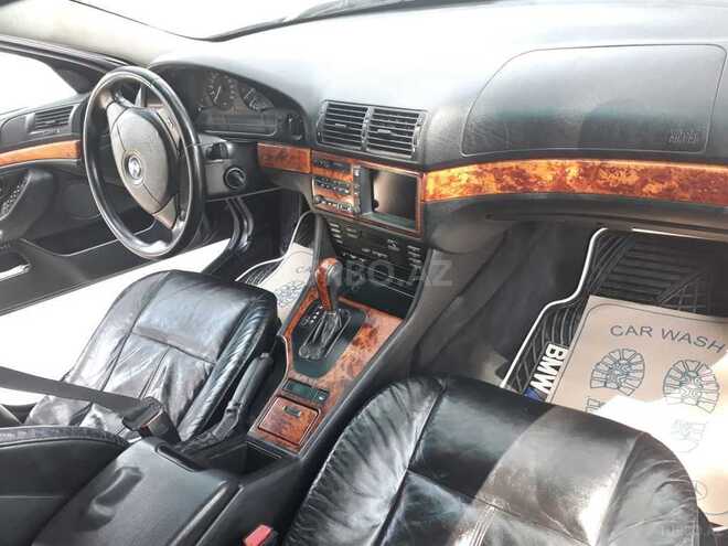 BMW 528 2000, 310,000 km - 2.8 l - Sumqayıt