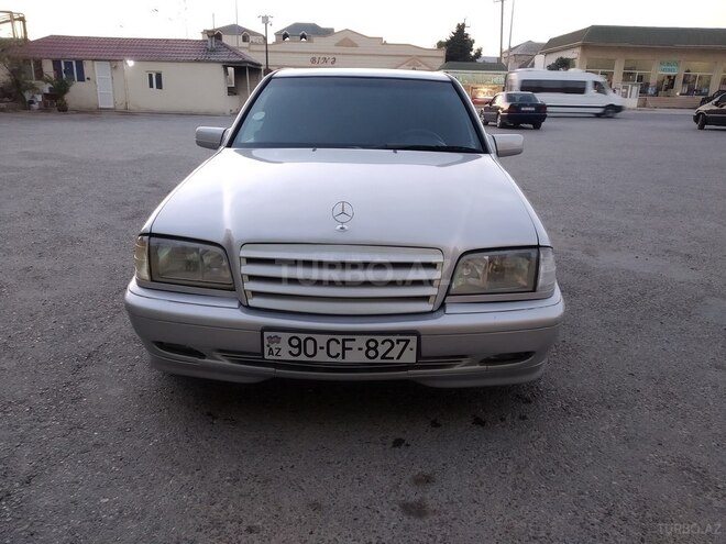 Mercedes C 180 1999, 298,000 km - 1.8 l - Bakı