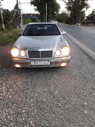 Mercedes E 200 1998, 485,500 km - 2.0 l - Xaçmaz