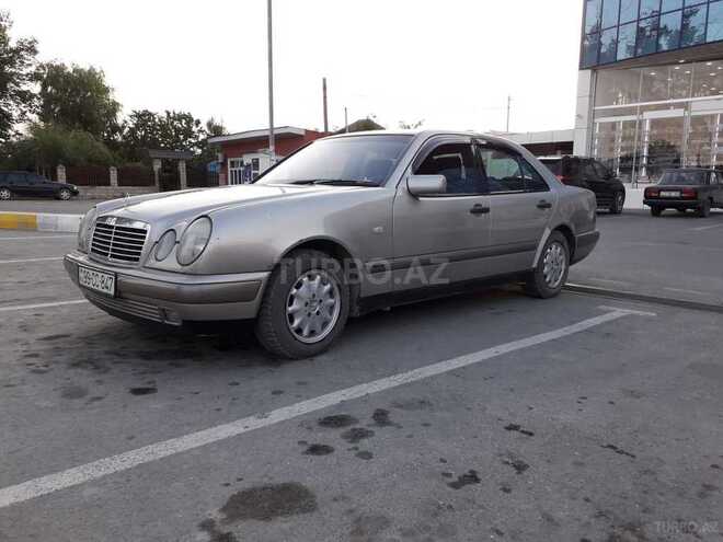 Mercedes E 200 1998, 485,500 km - 2.0 l - Xaçmaz