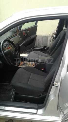 Mercedes E 240 2001, 145,000 km - 2.6 l - Bakı