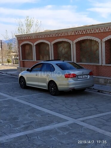 Volkswagen Jetta 2010, 130,000 km - 0.3 l - Naxçıvan