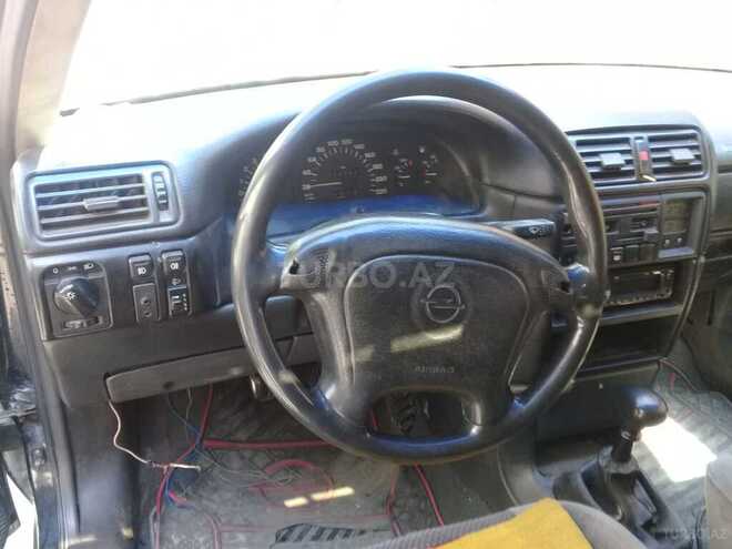 Opel Vectra 1995, 139,000 km - 1.7 л - Bakı