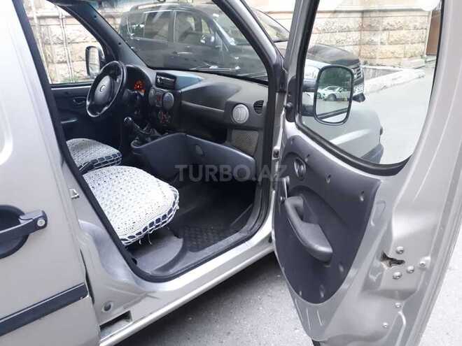 Fiat Doblo 2004, 366,837 km - 1.9 l - Bakı