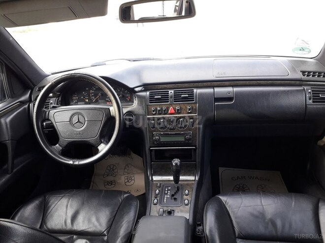 Mercedes E 230 1997, 359,870 km - 2.3 l - Sumqayıt