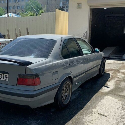 BMW 318 1991, 213,456 km - 1.8 l - Bakı