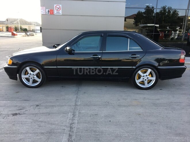 Mercedes C 230 1999, 174,000 km - 2.3 l - Bakı