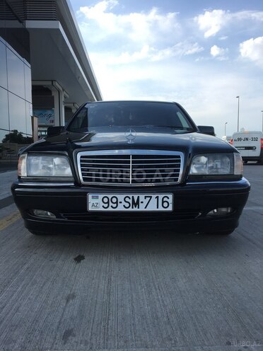 Mercedes C 230 1999, 174,000 km - 2.3 l - Bakı